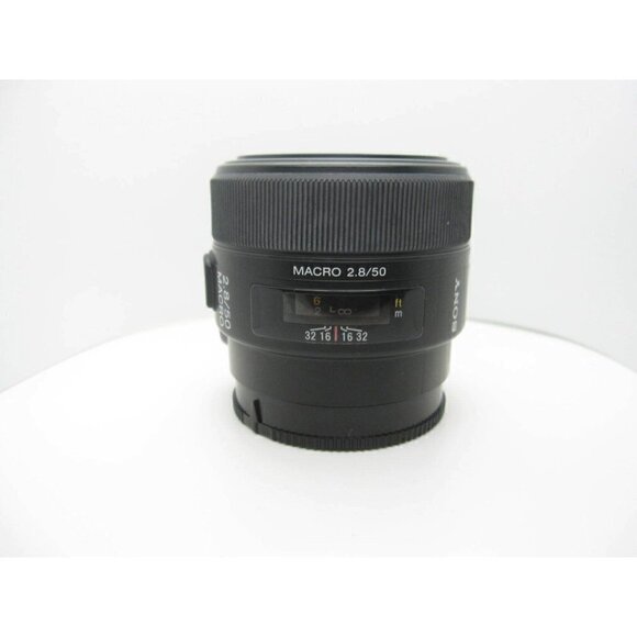 Sony 2.8/50 DSLR Macro Lens (Made in Japan) SAL50M28